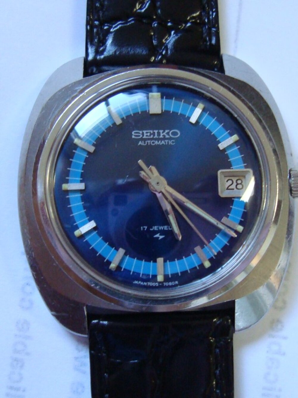VINTAGE AUTOMATIC SEIKO ,RUN GREAT - Picture 2 of 9